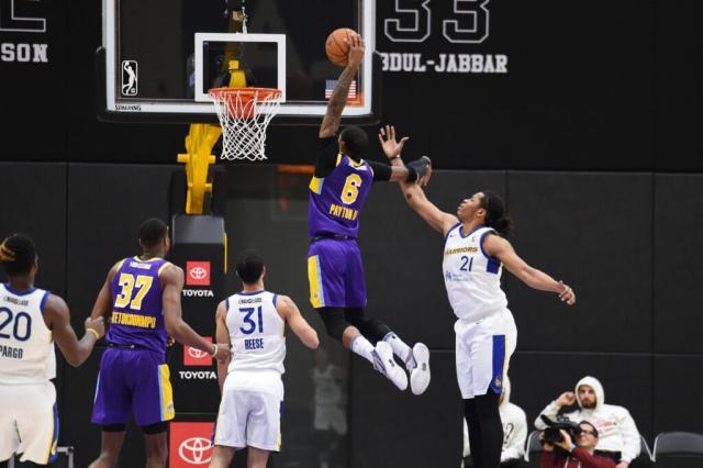 开云体育官网-难以抉择！勇士还在为最后一个阵容名额举棋不定